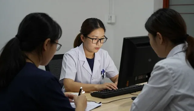 门诊场景下的健康咨询服务应用实践